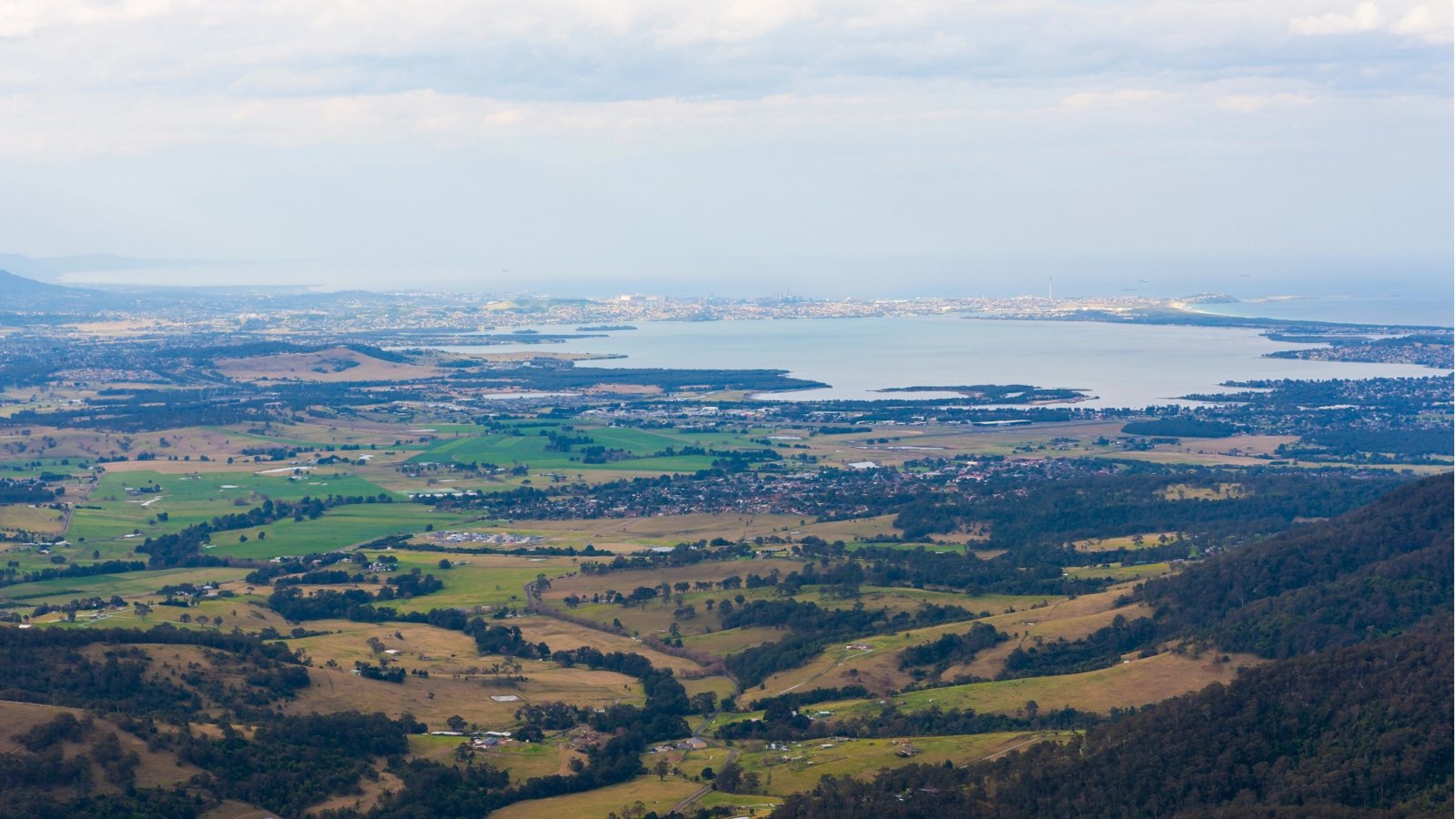 Lake Illawarra - Featured Image