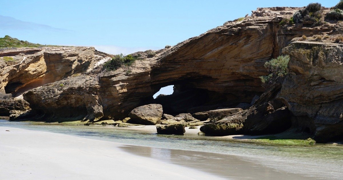 Seaside Warrnambool - Featured Image